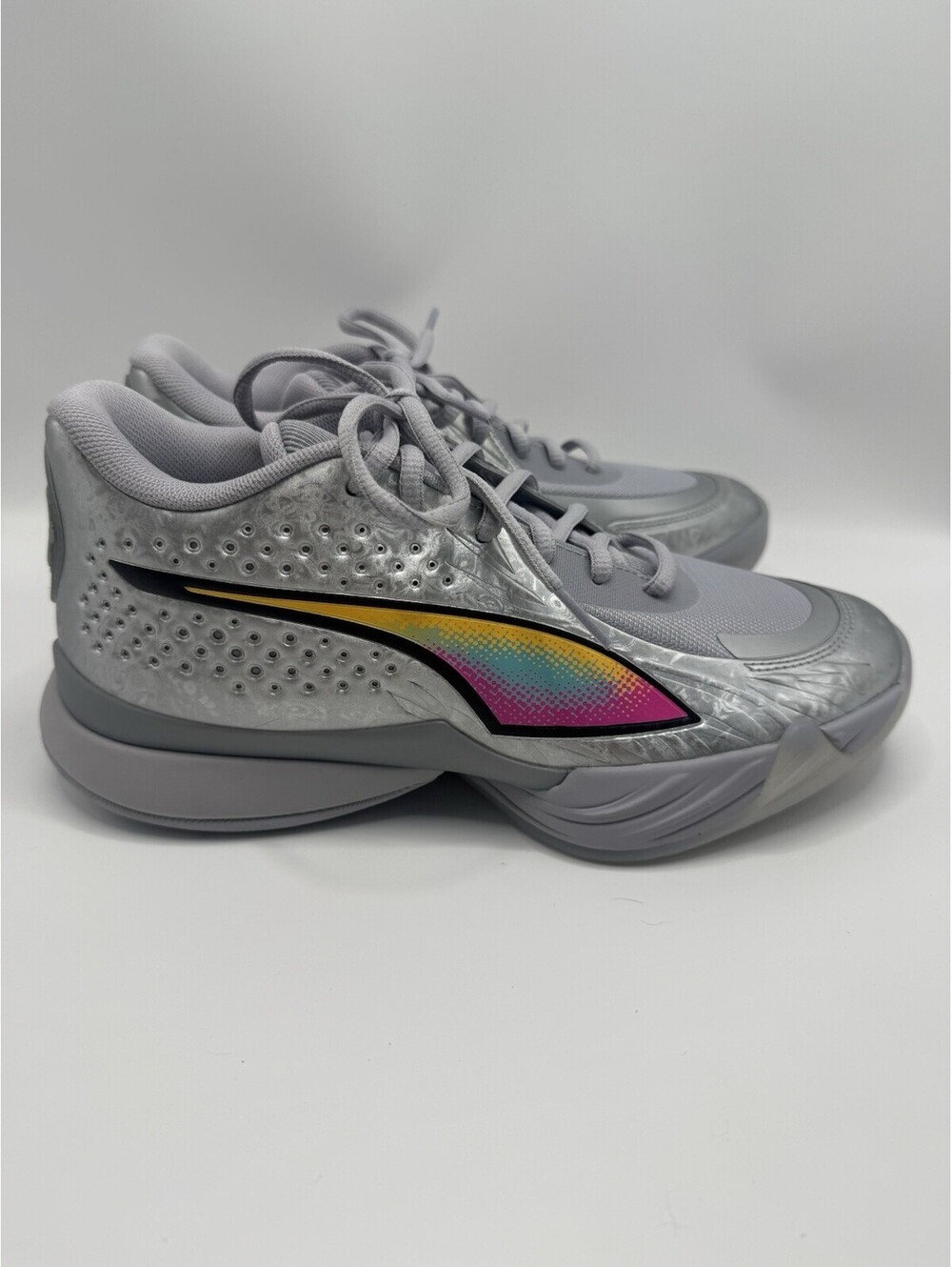 PUMA Stewie 5 Luminous Basketball Shoe Womens Grey Silver Sneakers Sz 7.5 NWOB